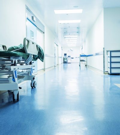 إقامة مستشفى قائم على المبادىء