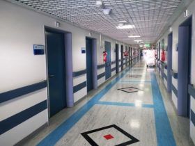 استخدام الشبكة الإلكترونية الداخلية في المستشفى