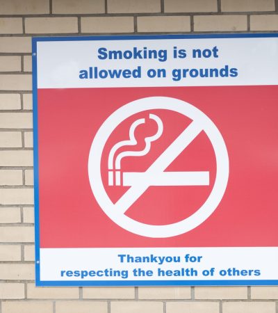 التدخين …………….في المستشفيات !! لماذا ؟