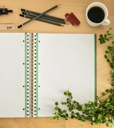 العمل على إيجاد دراسات رصينة والمشاركة في كتابة مقالات قوية