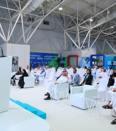 الفصل بين الرجال والنساء في المؤتمرات الطبية