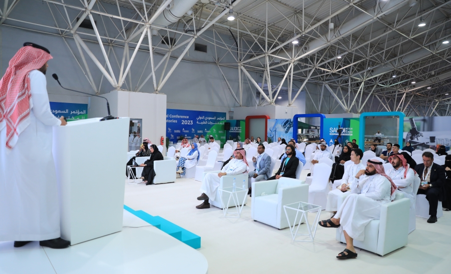 الفصل بين الرجال والنساء في المؤتمرات الطبية
