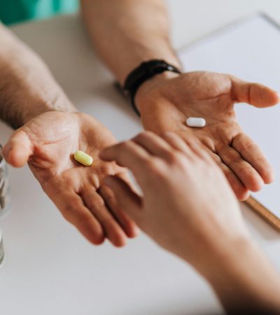 شعار الصيدليات