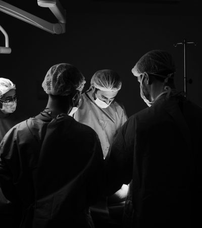 كلمة للعاملين في المجال الصحي حول الاختلاط