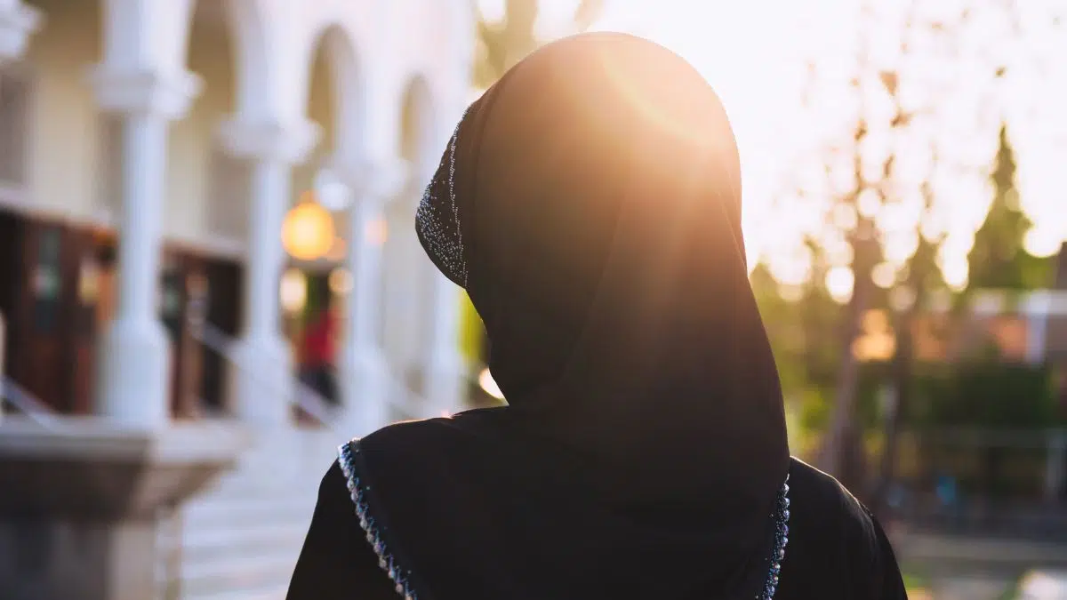 نماذج احتسابية من حياة المرأة المسلمة
